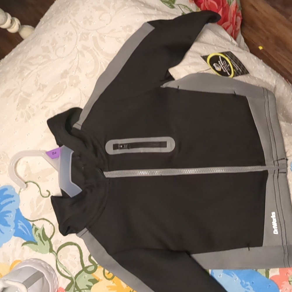 Boys zip up hoodie